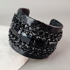 Cuff Bracelet Wide Black Faux Leather Chain Acrylic Beads 7″