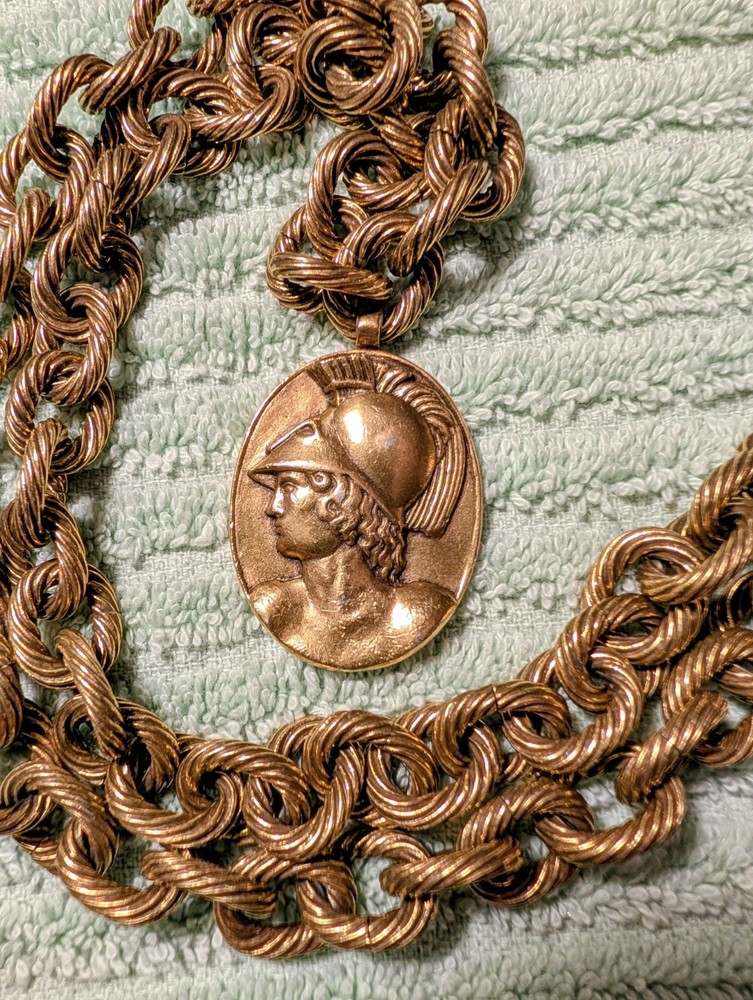 SIGNED MMA METROPOLITAN MUSEUM OF ART COIN LIKE NECKLACE CHUNKY CHAIN