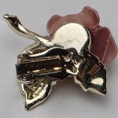 Vntg Gold Dusted Mauve Pink Delicate Rose Clip Earrings And Brooch Gold Tone M10