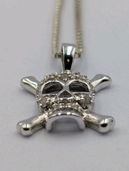 By Marsala Mfg Vtg Sterling 925 Diamond Skull Crossbone Pendant 16″ Box Necklace