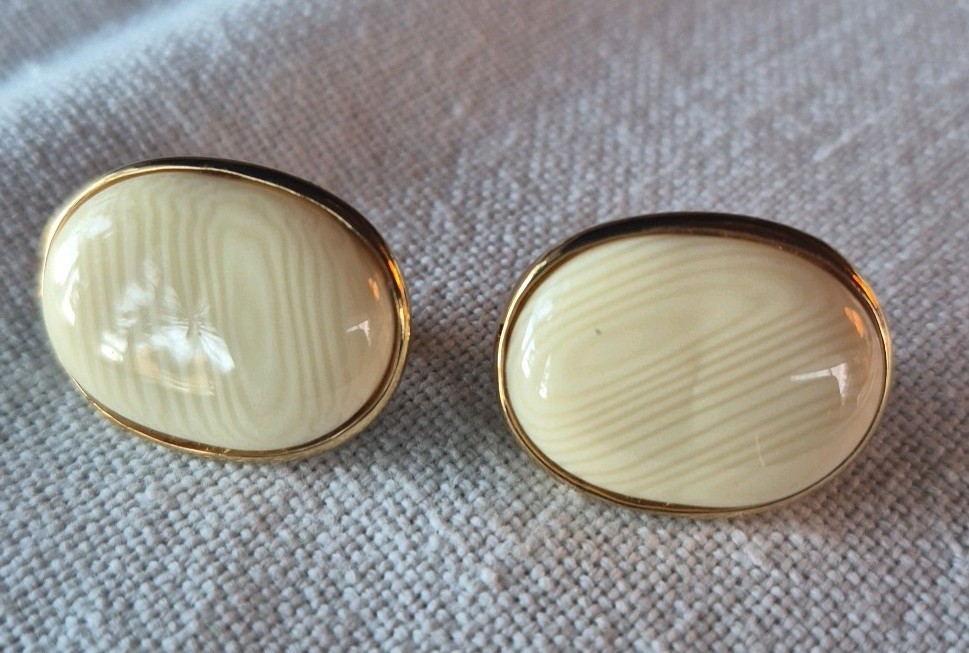 Vintage Napier Post/Clip-on 1 Inch Earrings With Cream Ston On Gold