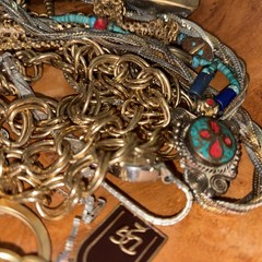 Large Vintage Jewelry Watches Lot So Many Items LQQK