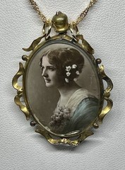 Edwardian Upcycled Double Sided Beautiful Ladies Momento Mori RG Photo Locket