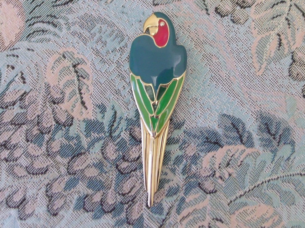 Vintage Trifari Tropical Enameled Parrot Brooch Pin Cruise Wear