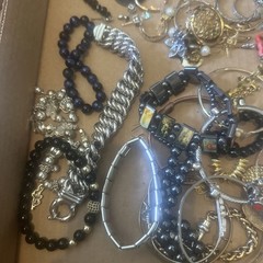 Mixed Lot Of Vintage Retro Jewerly Earrings Bracelets