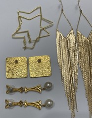 ✨Vintage To Now Lot Of 9 Pairs Beautiful Gold Tone Estate Pierced Earrings✨