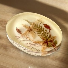Lucite Floral Brooch 1960s Resin Pressed Flower Botanical Pin