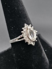 Vintage Silver Toned CZ Cocktail Starburst Ring – Size 8.5