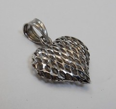 Beautiful Michael Anthony 14K White Gold Filigree Mesh Heart Pendant