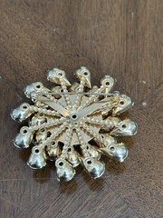 Vintage 1950’s/1960’s Brown Rhinestone Layered Flower Brooch Gold Tone Nice!