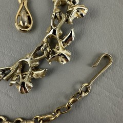 Vintage Coro Necklace Red Pink Rhinestone Leaf Gold Tone Choker Adjustable 15″