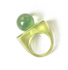 Vintage Size 7 Lucite Ring Chunky Hi-Ball Kiwi Green Statement Unisex Acrylic