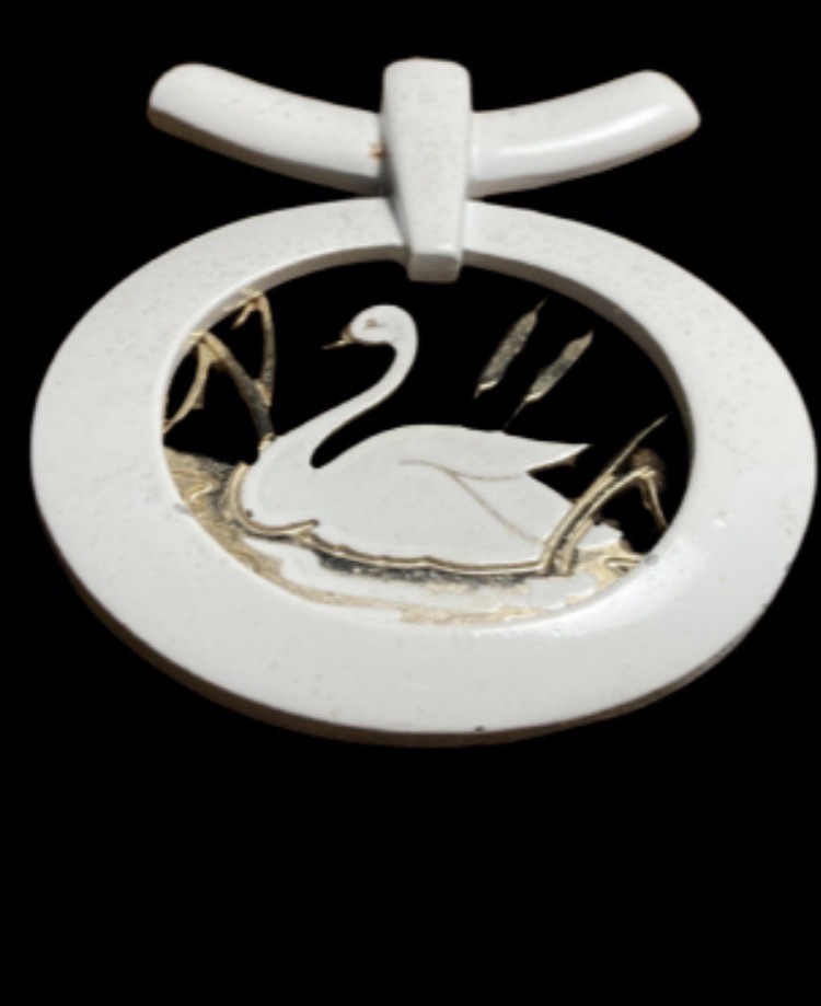 Vintage White Enamel Swan Pendant GoLid Tone Oval, Cut Out Scenic Charm Necklace