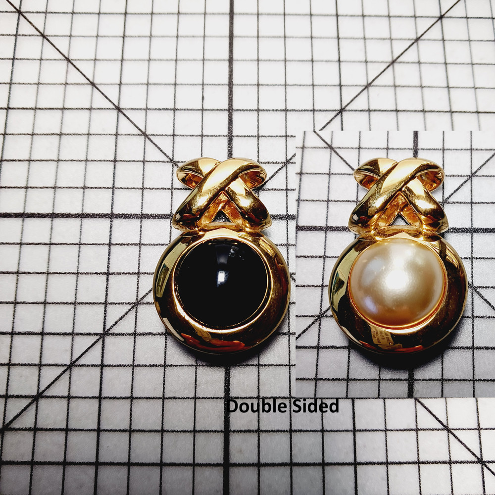 Pendant Reversible Double Sided VTG Gold Tone Faux Pearl Black Cabochon 90s