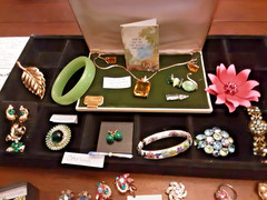 Vtg Costume Jewelry lot W/Gold,Silver , Weiss,krementz,Haskell,Hobe &Rhinestones