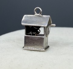 Vintage Sterling Silver Mechanical Wishing Well Charm Pendant Winds Up Bucket