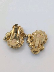 vintage Juliana Delizza and Elster BLUE D&E BLUE Clip On Earrings Gold Tone