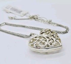 ETIENNE AIGNER Filigree Heart Pendant Necklace Silver tone 21 in LOVE Vtg