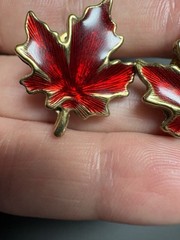 Vintage BALLOU Signed Red Enamel Canadian Maple Leaf Lapel Pin Gold Tone