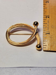 Vintage Gold Tone Looped Wire Ribbon Brooch Pin Unmarked Mid Century Modern…