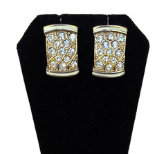 Vtg Pavé Rhinestone Pierced Earrings 1″x5/8″ Posts Enamel Gold Tone 1980s-1990s