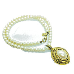 Vintage 1928 Necklace Faux Pearl Cabochon Gold Tone Pendant Necklace 18 in