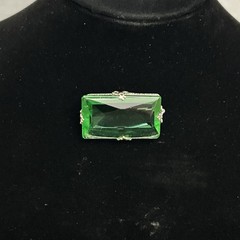 VTG Brooch 1950s Uranium Glass Prong Set Emerald Cut 1.25″