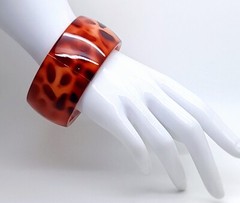B001 Thick Leopard Animal Print Acrylic Cuff 1.35″ Wide fashion jewelry Bracelet