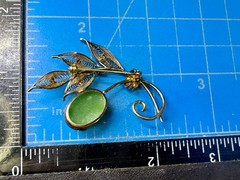 Green Jade Cabochon Floral Filigree Leaf Vintage Sterling Silver 925 Brooch Pin
