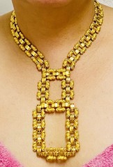 Vtg Gold Tone Necklace. Rare. No Brand. Preowned.