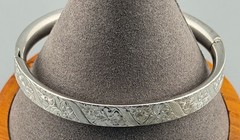Vintage Sterling Silver Bracelet Floral Engraved Hinged Signed 17.8g