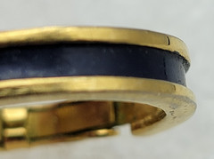 Vintage Crown Trifari Gold Tone Dark Blue Enamel 21 mm Lever‑Back Hoop Earrings