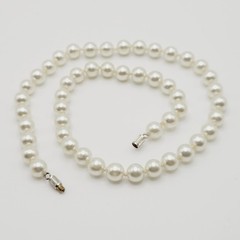 Career Classic Knotted Coated Glass Faux Pearl Silver Tone Vintage Necklace