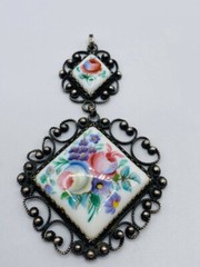 Soviet Vintage Pendant Enamel rostov Finift Hand Painted ussr