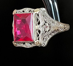 1920’s Art Deco Antique Ruby Ring 14k Two Toned Gold Filigree Shield AMAZING
