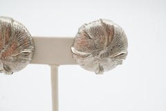 Vintage Clip On Earrings Silver Tone Textured T4