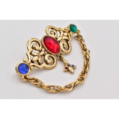 AJC Vintage Victorian Cabochon Pin Brooch Antiqued Gold Chain Signed 1980s BinBP