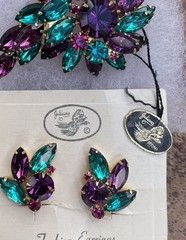 VINTAGE JULIANA Delizza & Elster Earrings & Brooch set with ORIGINAL TAGS