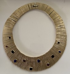 Vintage Les Bernard Gold Tone Jeweled Cleopatra Bib Collar Necklace