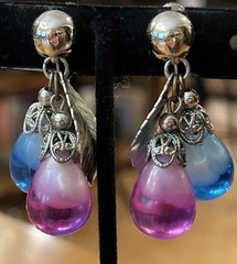 Vintage Napier Cumquat Blue Pink Dangle Drop Clip On Earrings Silver Tone Pat #