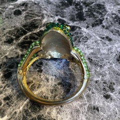 Green Rhinestone Gold Tone Chunky Frog Clamp Bracelet KC-7