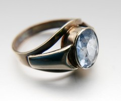 VINTAGE 8KT GOLD (333) SIZE 6 RING WITH AQUAMARINE BIRTHSTONE – 2.5 G 1.67 DWT
