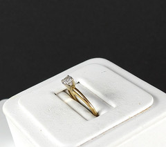 Vintage Ring Solid 14K Yellow Gold Solitaire Diamond Engagement Fine Jewelry