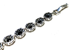 Vintage 925 Garnet & Marcasite Bracelet ~ 5mm x 6.5mm Garnets ~ 8″ long ~ Wt. 23