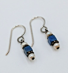 VTG Beaded Dangle Earrings 1in Drop Blue Stone Seed Pearl Silver Tone Estate
