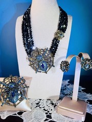 HEIDI DAUS! “Entangled Elegance” A Spider* Spinning It’s Web Necklace/Earring’s