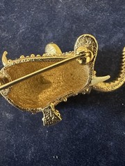 VTG JOMAZ (Josheph Mazer)-ELEPHANT Crystal Rhinestone Figural Pin / Brooch-HaPpY