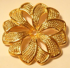 Signed Napier Brooches Pins Lot of 5 Gold Tone & White Vintage