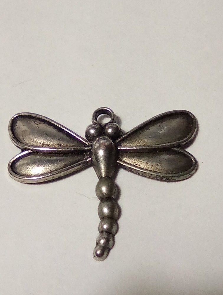 WONDERFUL DRAGONFLY LOGO PENDANT GREAT FOR ANY VINTAGE COLLECTION!