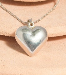 Vintage 7″ 925 Italian ISC sterling silver bracelet w/large puffed heart — A